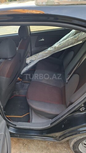 Kia Rio-5