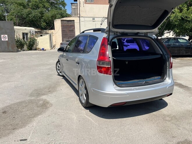 Hyundai i30-6