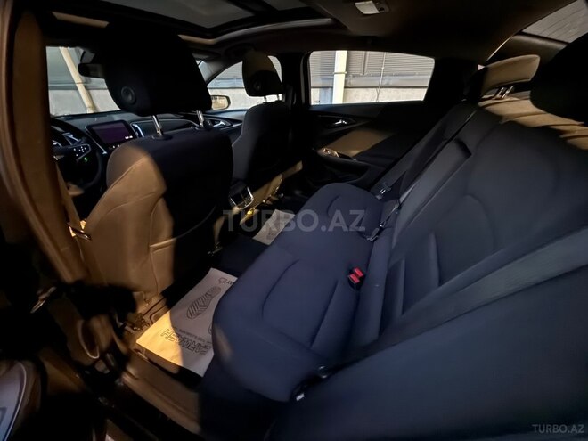 Chevrolet Malibu-13