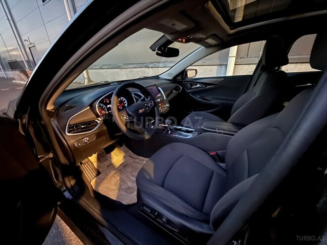 Chevrolet Malibu-17