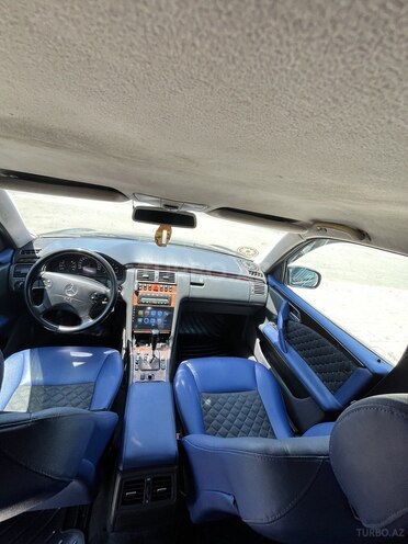 Mercedes E 220-8