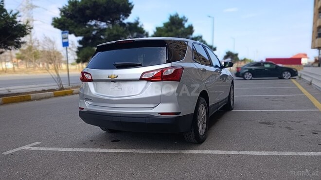 Chevrolet Equinox-5