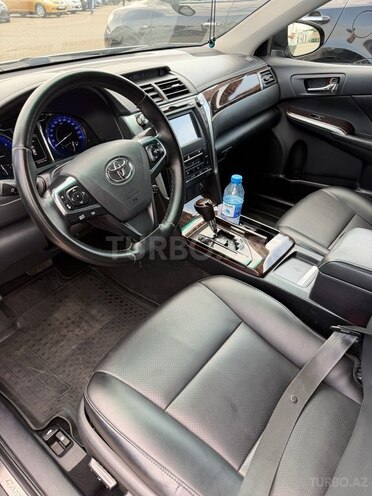 Toyota Camry-4