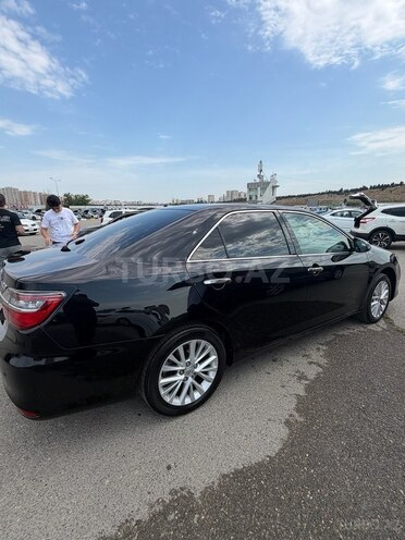Toyota Camry-3