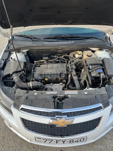 Chevrolet Cruze-8