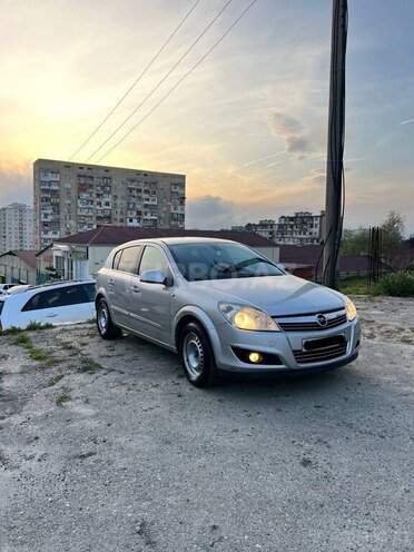 Opel Astra-2