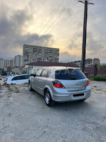 Opel Astra-7