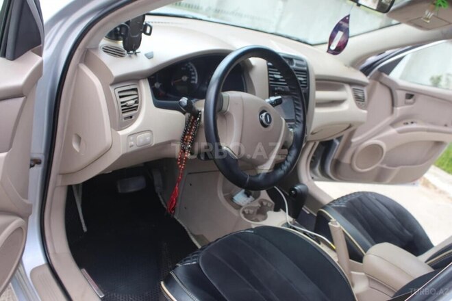 Kia Sportage-13