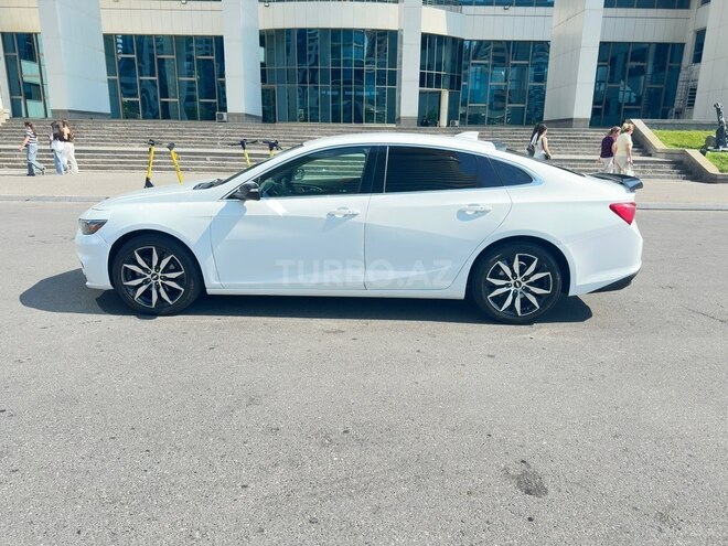 Chevrolet Malibu-12