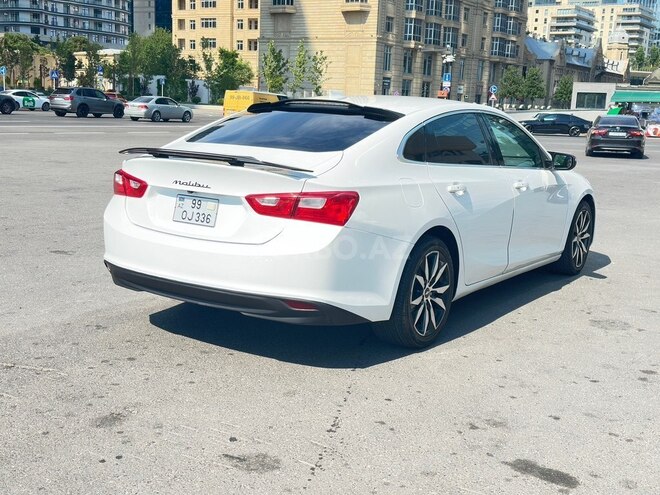 Chevrolet Malibu-14