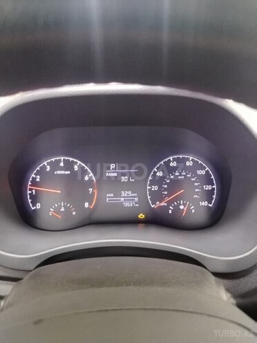 Hyundai Accent-6