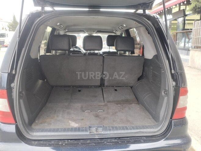 Mercedes ML 270-8