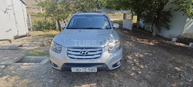 Hyundai Santa Fe-1