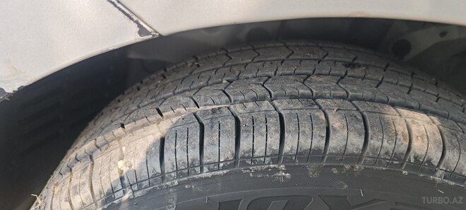 Hyundai Santa Fe-6
