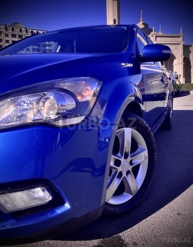 Kia Ceed-4