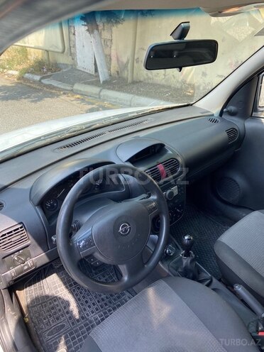 Opel Combo-4