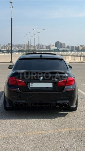 BMW 528-9