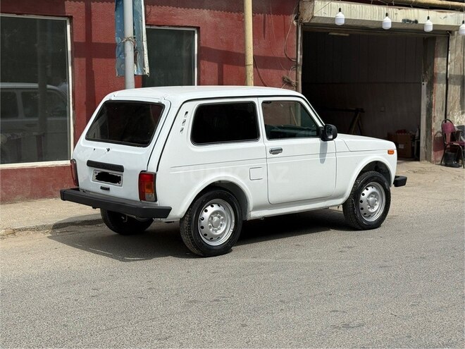 LADA (VAZ) Niva-3