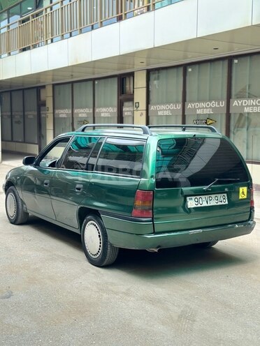 Opel Astra-4