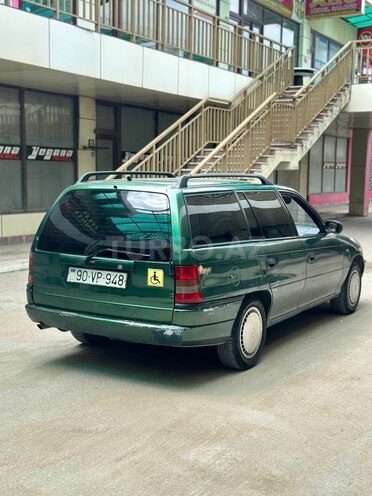 Opel Astra-3