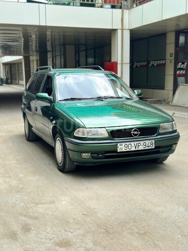 Opel Astra-2