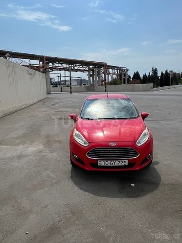 Ford Fiesta-1