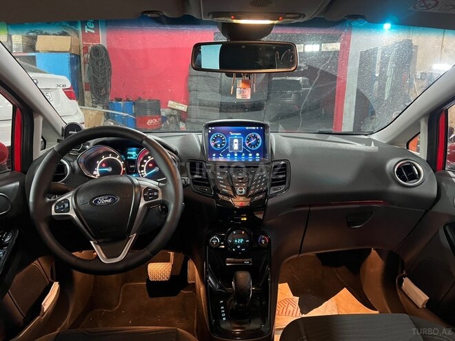 Ford Fiesta-3