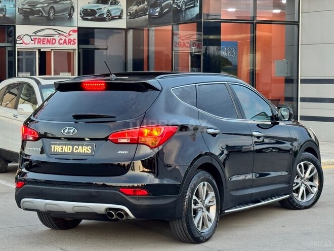 Hyundai Santa Fe-15
