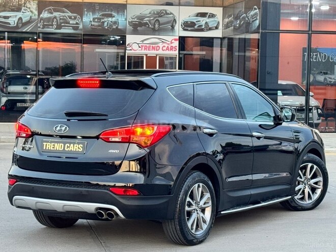 Hyundai Santa Fe-13