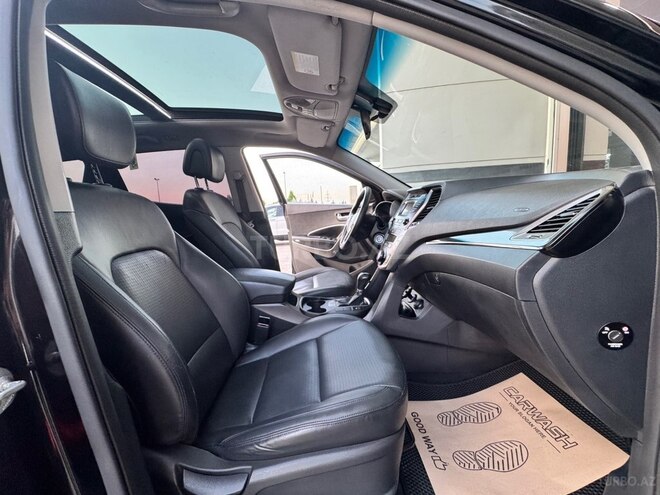 Hyundai Santa Fe-26