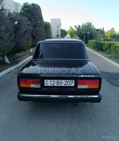 LADA (VAZ) 2107-2