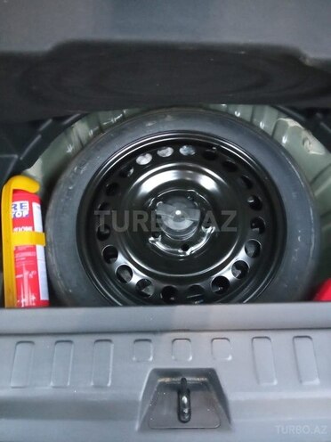 Chevrolet Equinox-12