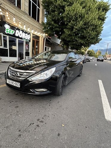 Hyundai Sonata-6