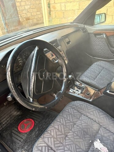 Mercedes C 180-7
