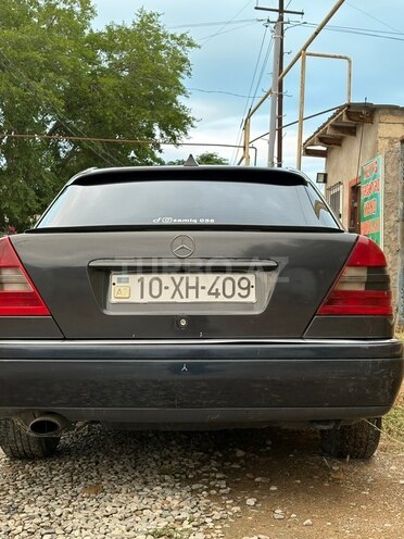 Mercedes C 180-13