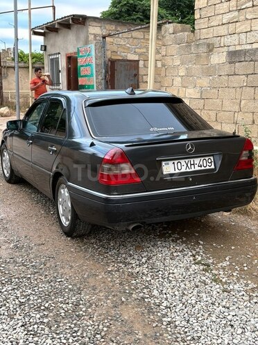 Mercedes C 180-11