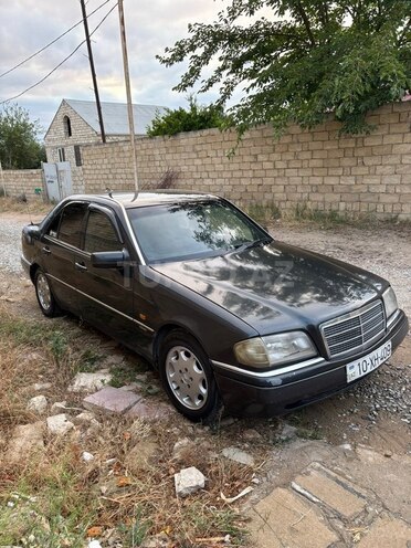 Mercedes C 180-8
