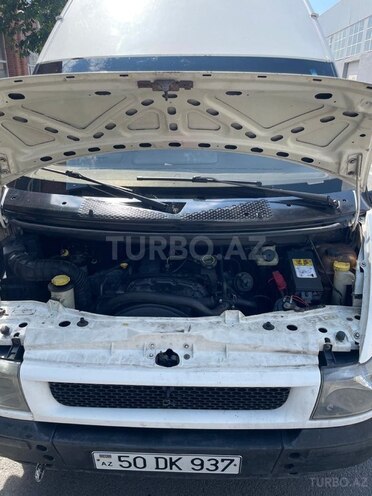 Ford Transit-5