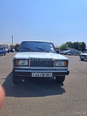 LADA (VAZ) 2107-1