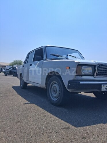 LADA (VAZ) 2107-4