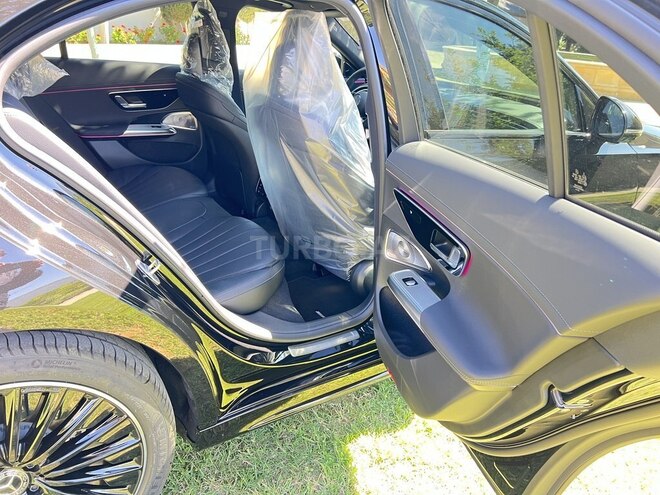 Mercedes E 350 e -8