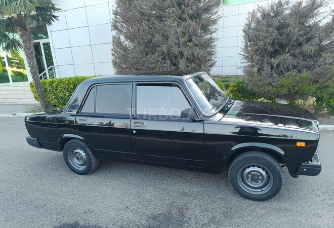 LADA (VAZ) 2107-5
