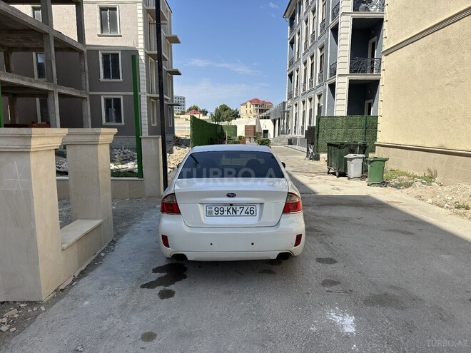 Subaru Legacy-2