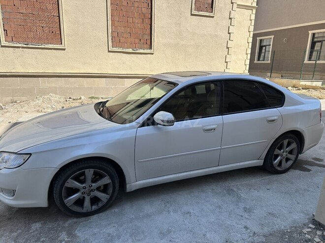 Subaru Legacy-4