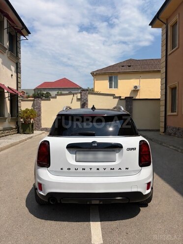 Mini Countryman-2