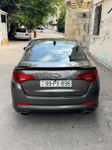 Kia Optima-5