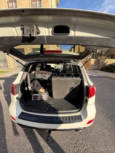 Hyundai Santa Fe-9