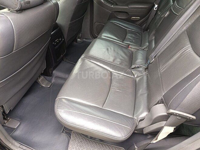 Toyota Land Cruiser Prado-13