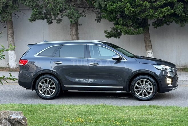 Kia Sorento-6