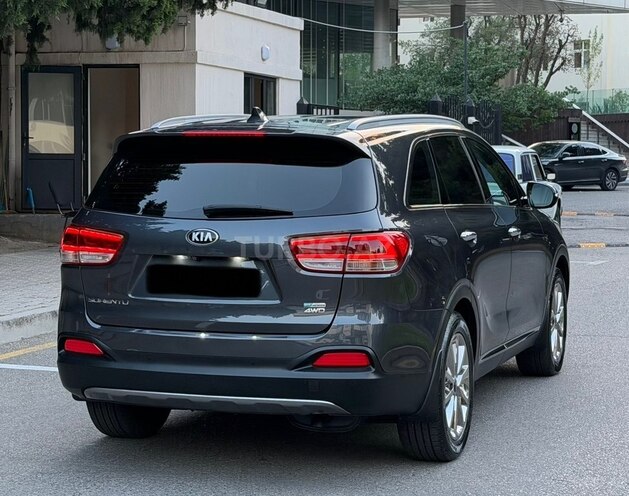 Kia Sorento-5